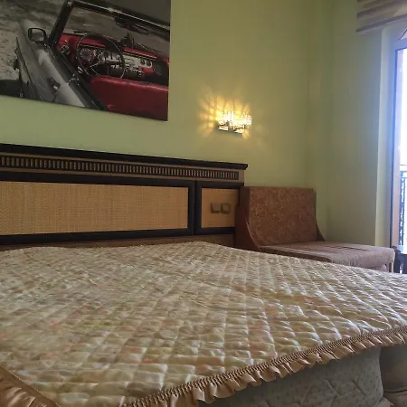 Studio Del Mar Елените